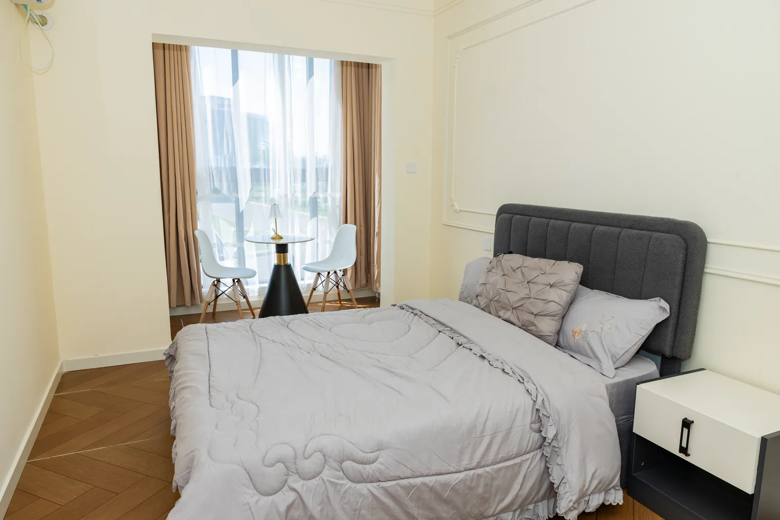 Bedroom 2 — Furnished apartment in Kipé, Conakry