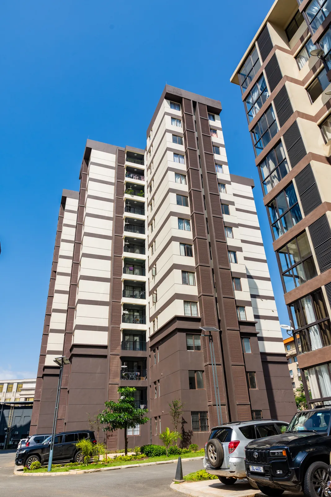 Outdoors — Furnished apartment in Kipé, Conakry