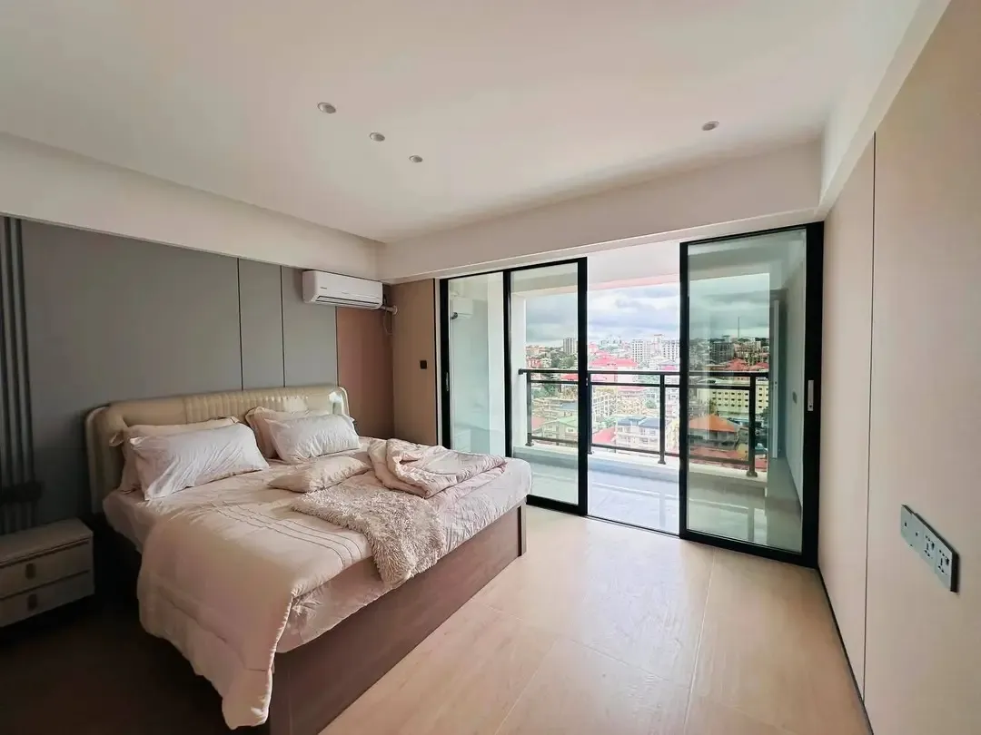 Bedroom — Furnished apartment in Kipé, Conakry