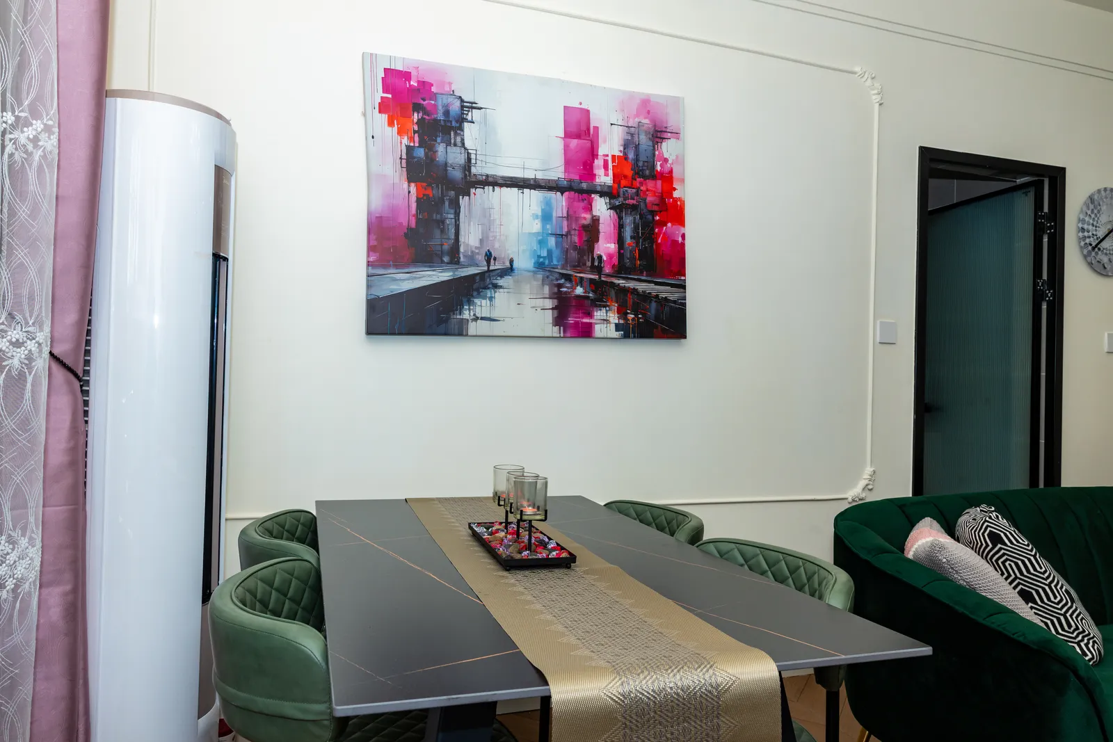 Dining area — Furnished apartment in Kipé, Conakry