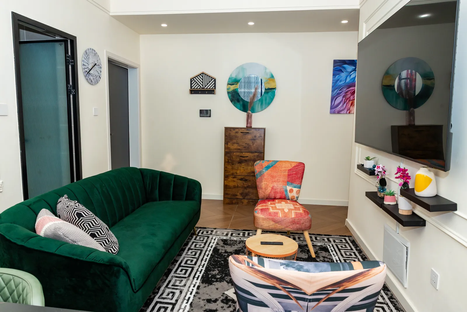 Living room 3 — Furnished apartment in Kipé, Conakry
