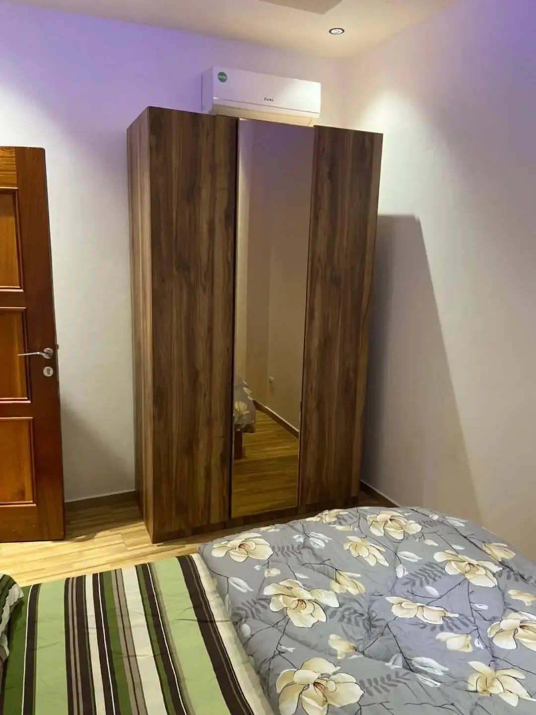 Bedroom 3 — Furnished apartment in Kipé, Conakry
