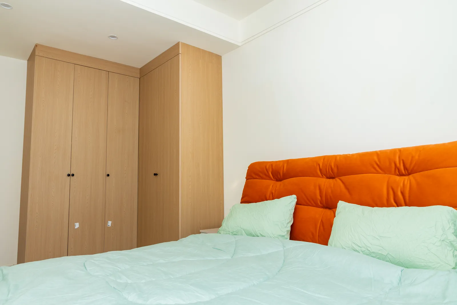Bedroom 2 — Furnished apartment in Kipé, Conakry