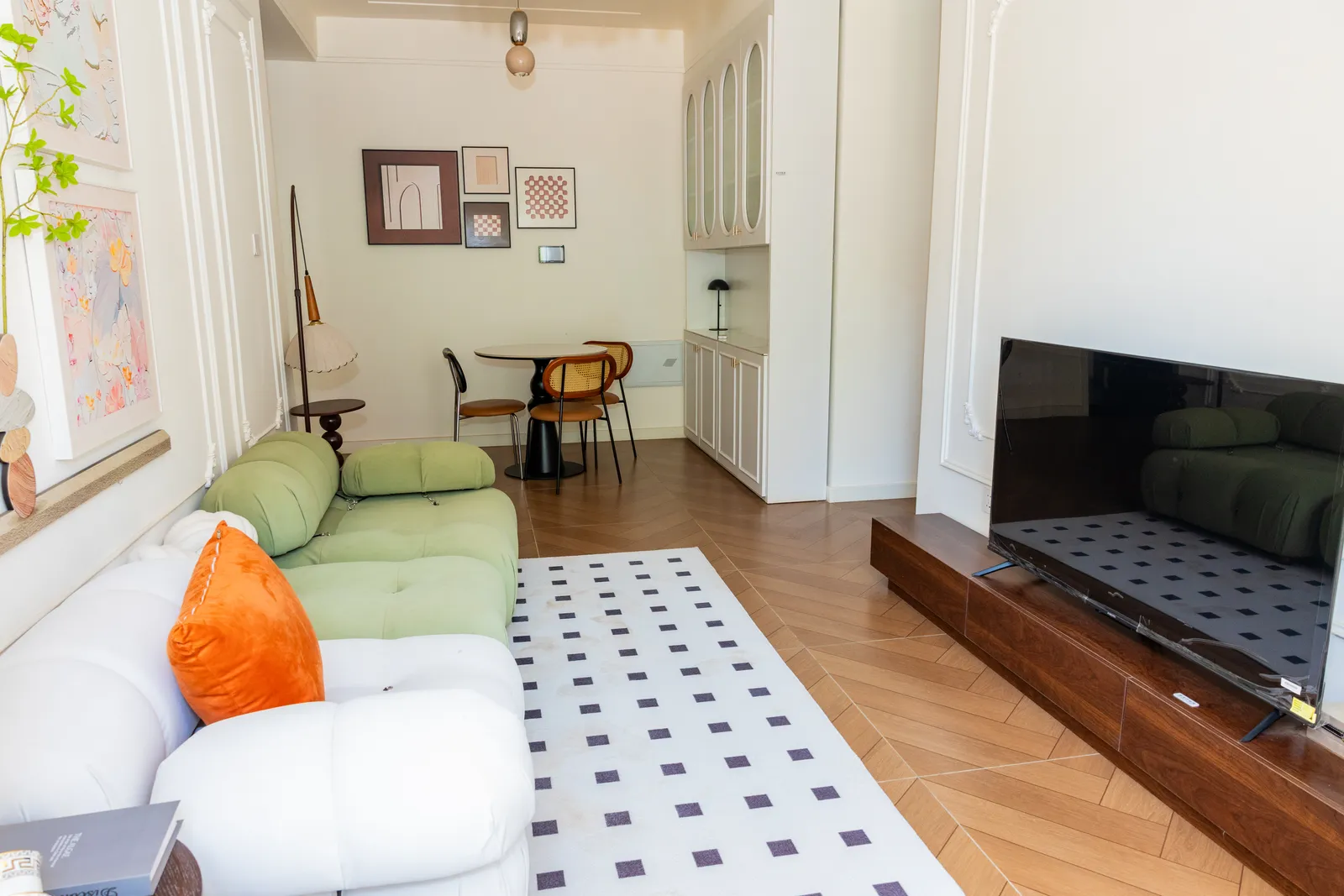 Living room 2 — Furnished apartment in Kipé, Conakry