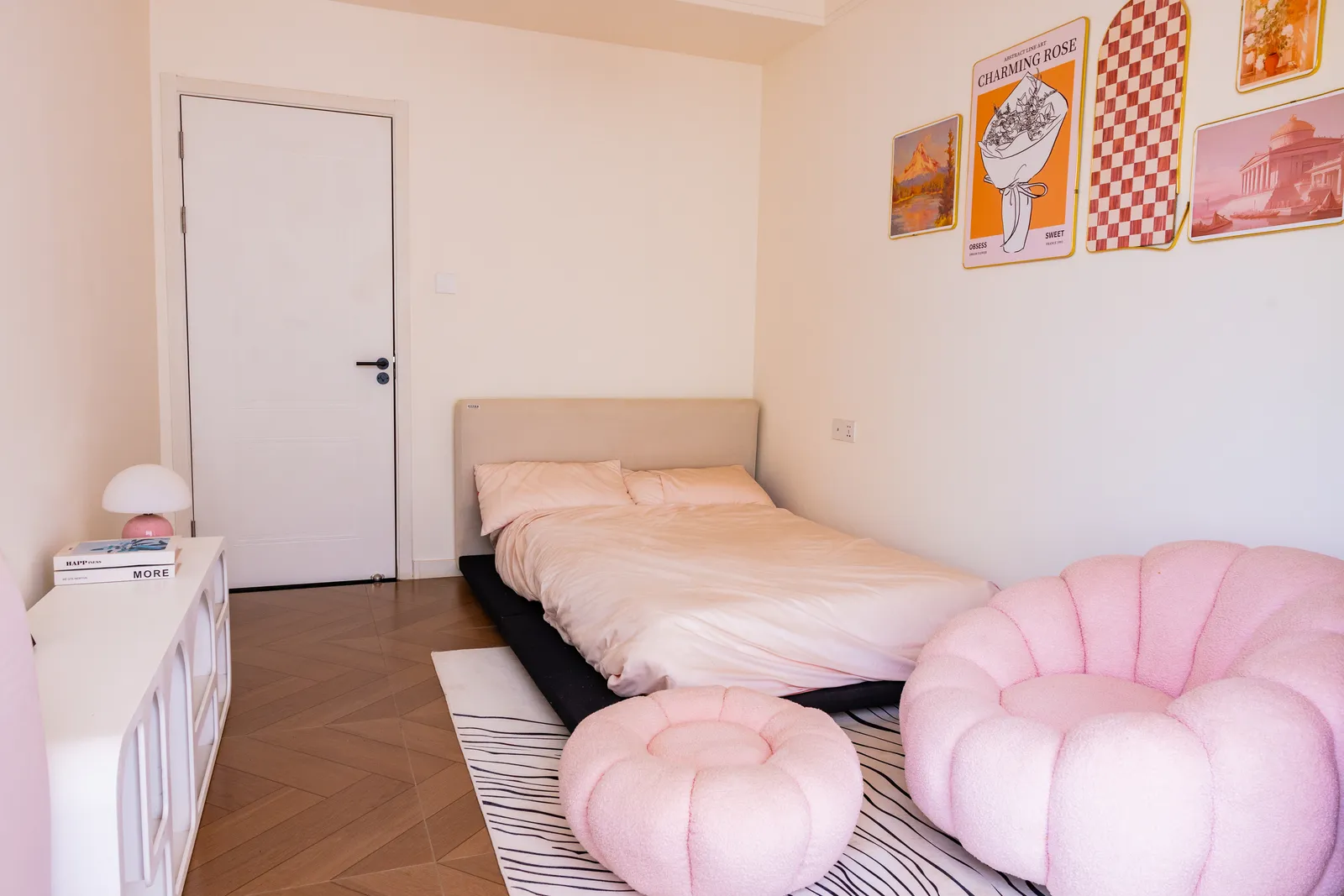 Bedroom 2 — Furnished apartment in Kipé, Conakry