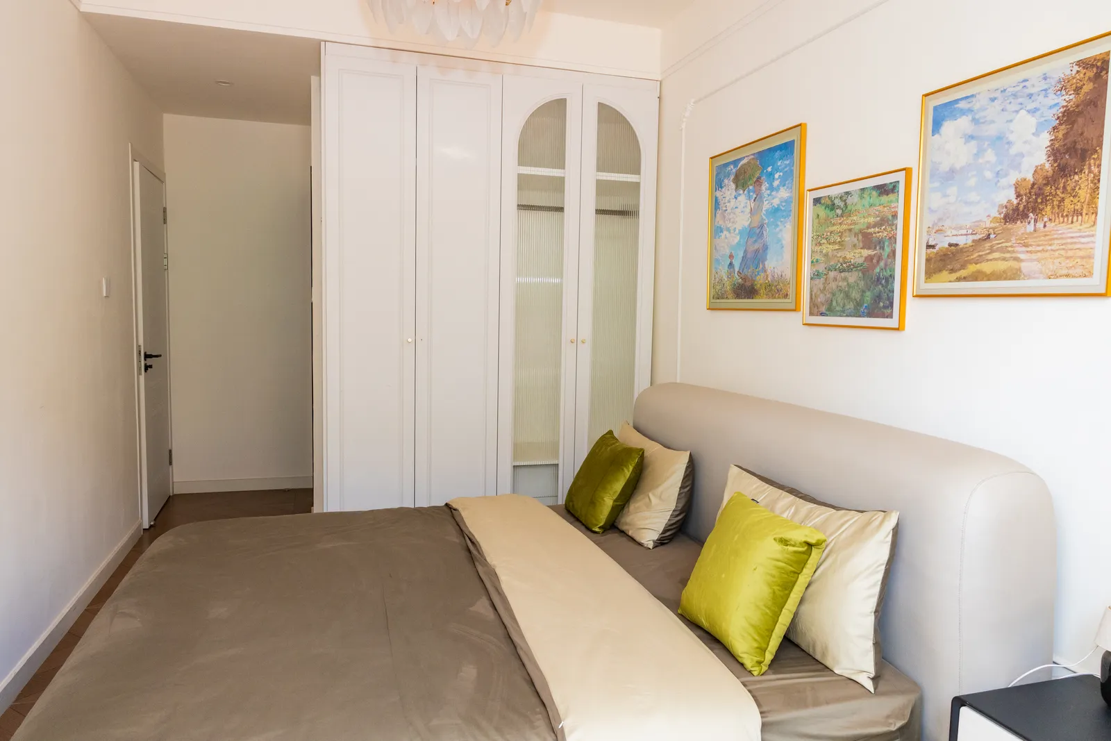 Bedroom 3 — Furnished apartment in Kipé, Conakry