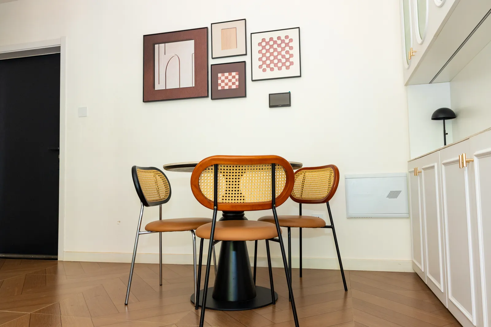 Dining area 2 — Furnished apartment in Kipé, Conakry