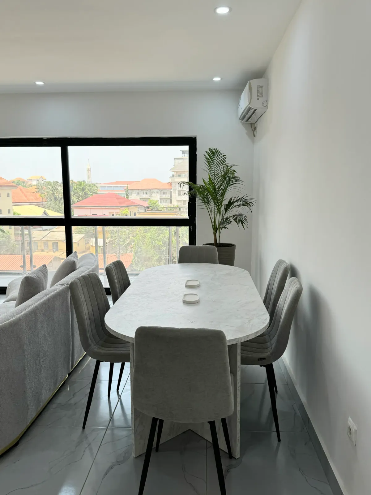 Dining area — Furnished apartment in Lambanyi, Conakry