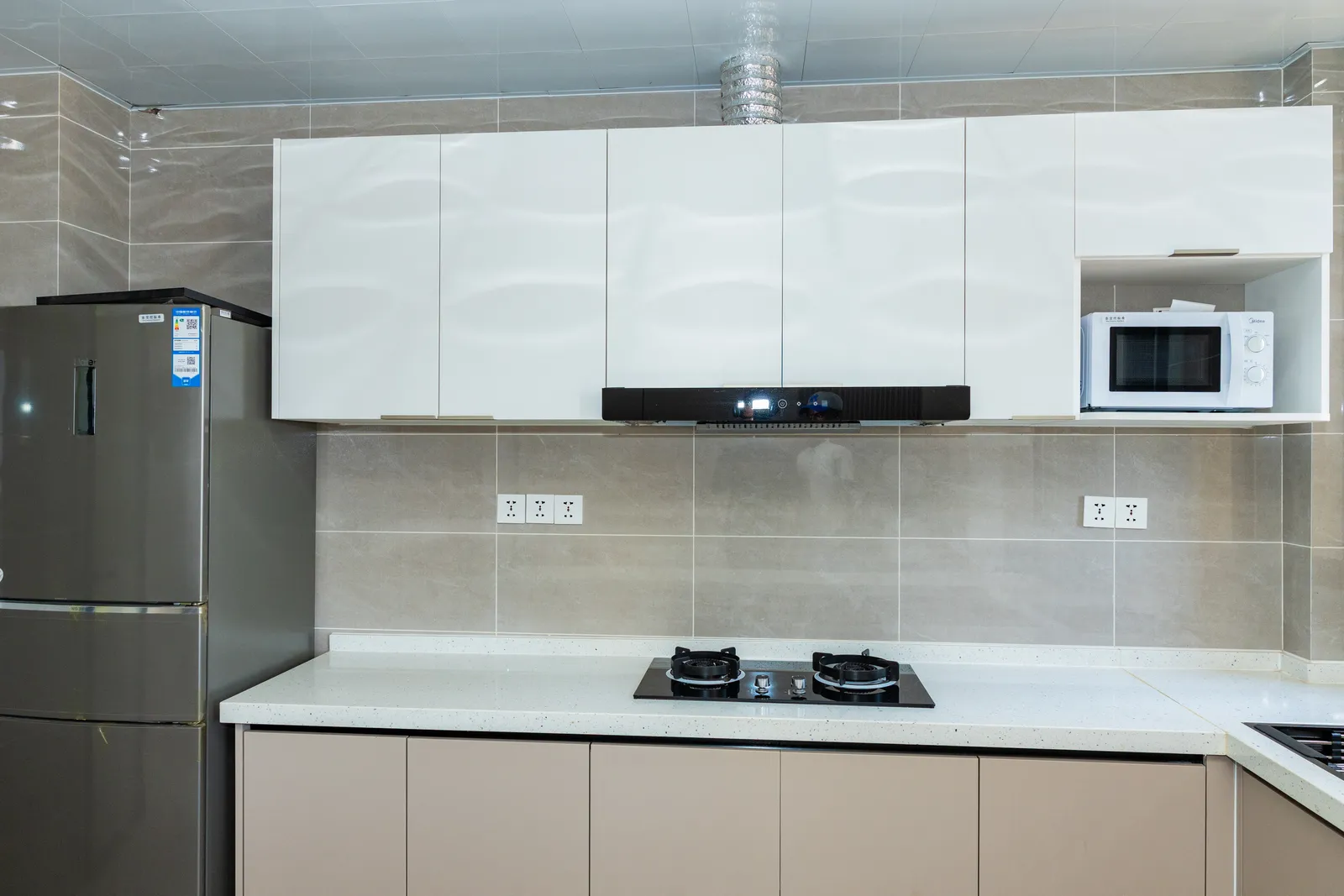 Kitchen 2 — Furnished apartment in Kipé, Conakry