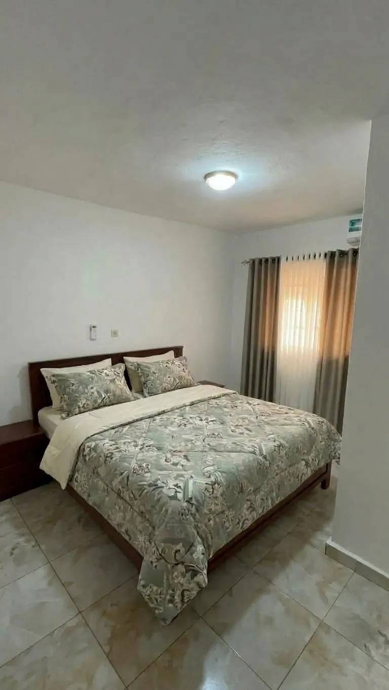 Chambre 2 — Appartement meublé à Nongo, Conakry