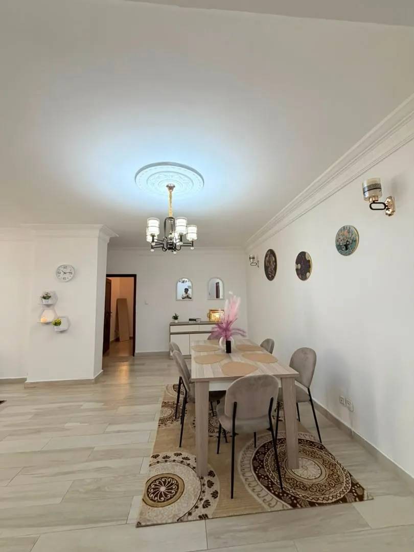 Espace repas — Appartement meublé à Camayenne, Conakry