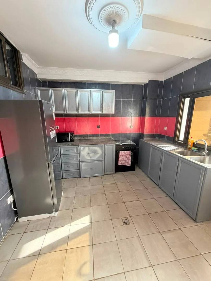 Cuisine — Appartement meublé à Camayenne, Conakry
