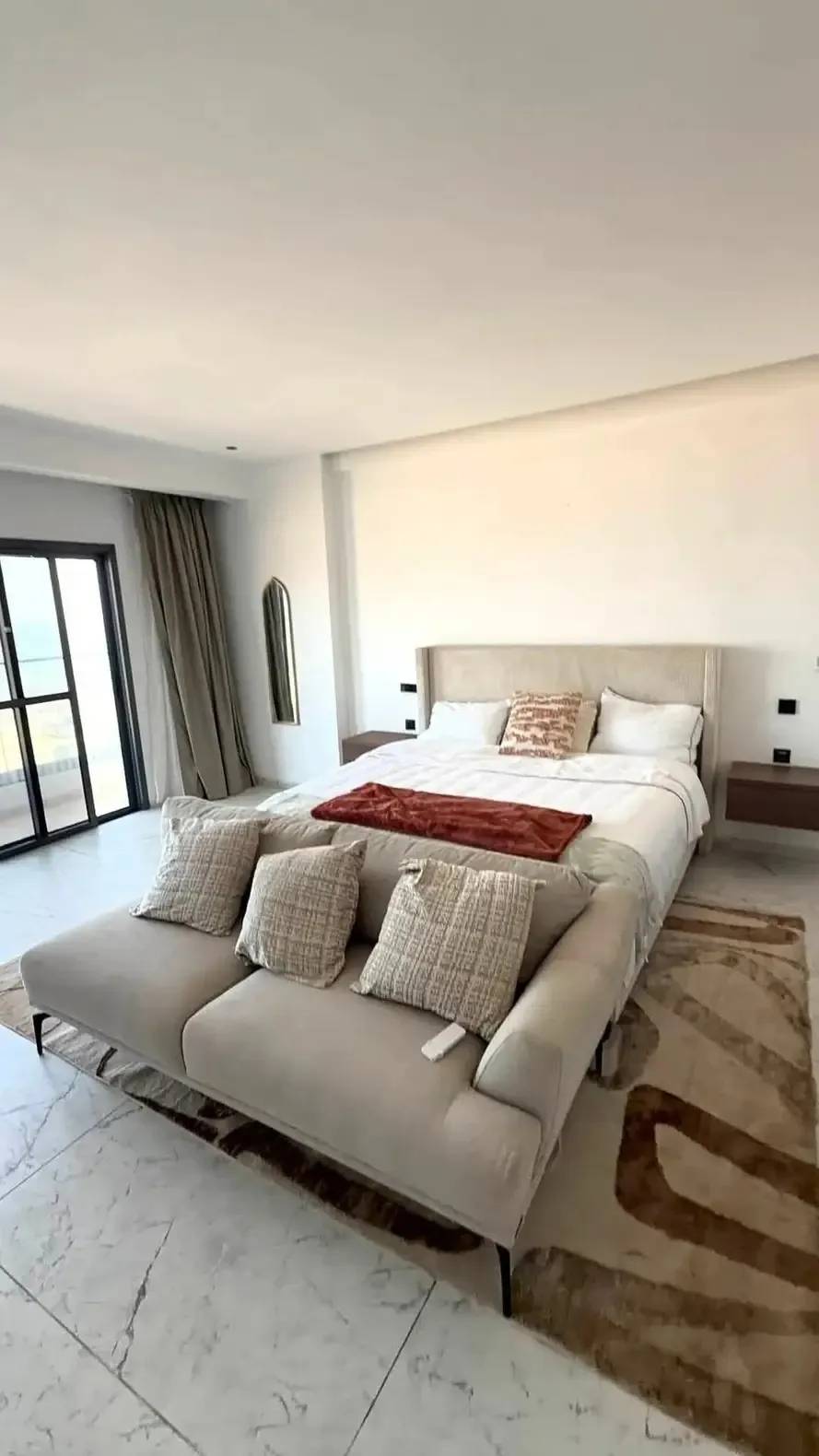 Chambre — Appartement meublé à Camayenne, Conakry