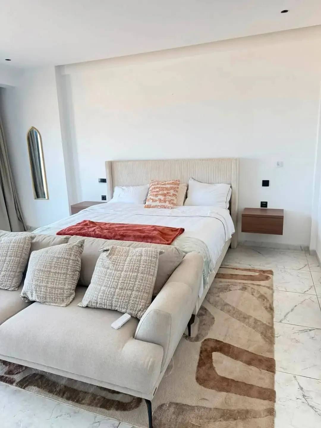 Chambre 2 — Appartement meublé à Camayenne, Conakry