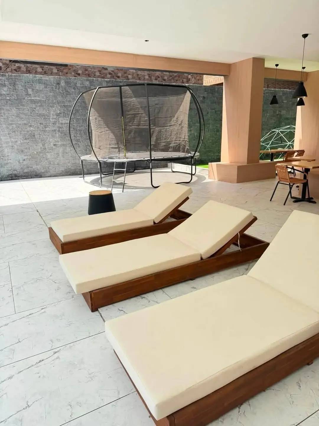 Extérieur 2 — Appartement meublé à Camayenne, Conakry