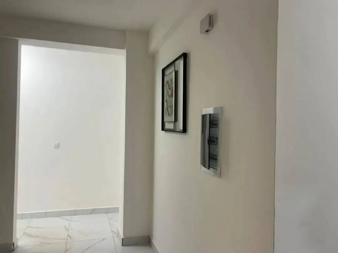 Furnished apartment in Kaloum, Conakry — photo 3