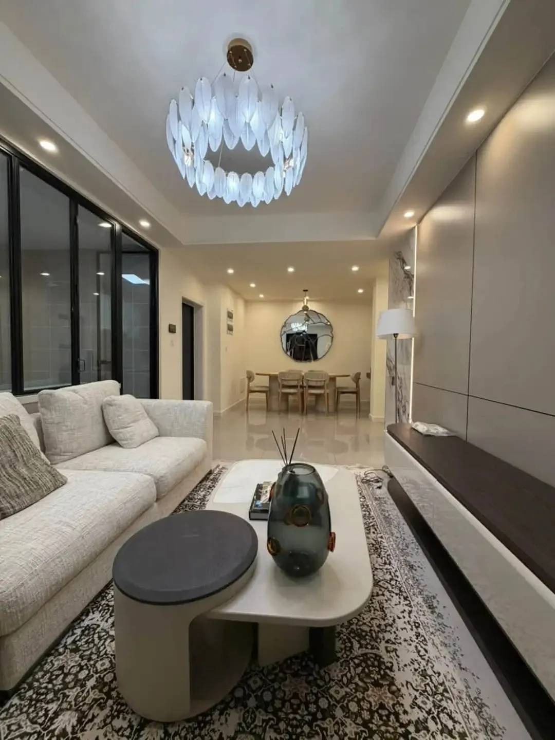 Salon — Appartement meublé à Kipé, Conakry