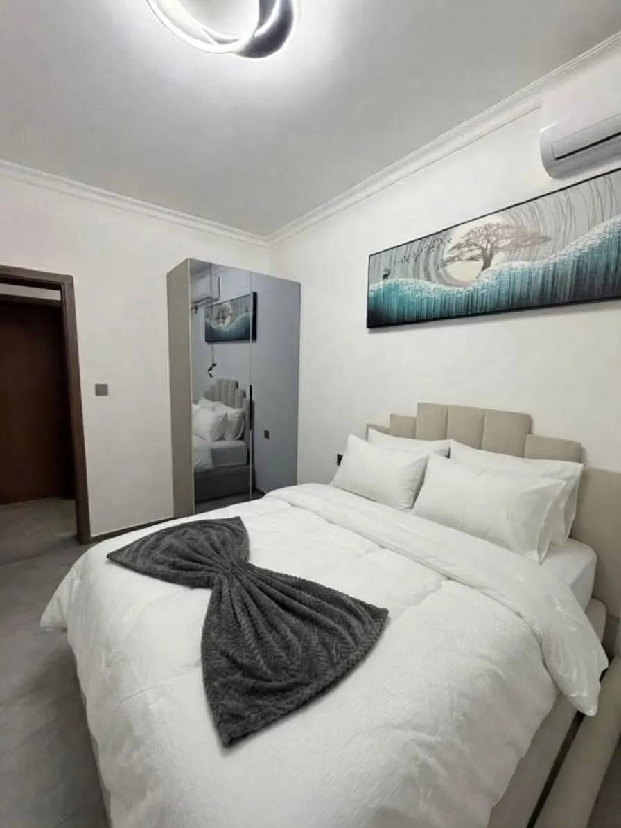 Chambre 2 — Appartement meublé à Kipé, Conakry