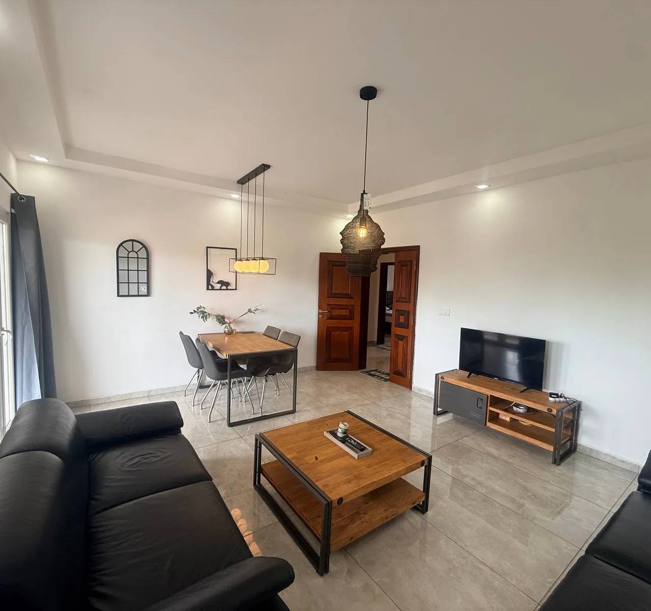 Salon 4 — Appartement meublé à Minière, Conakry