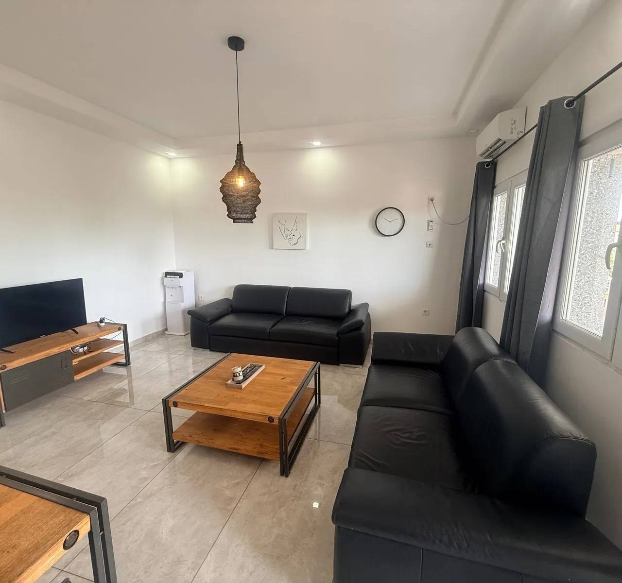 Salon 5 — Appartement meublé à Minière, Conakry