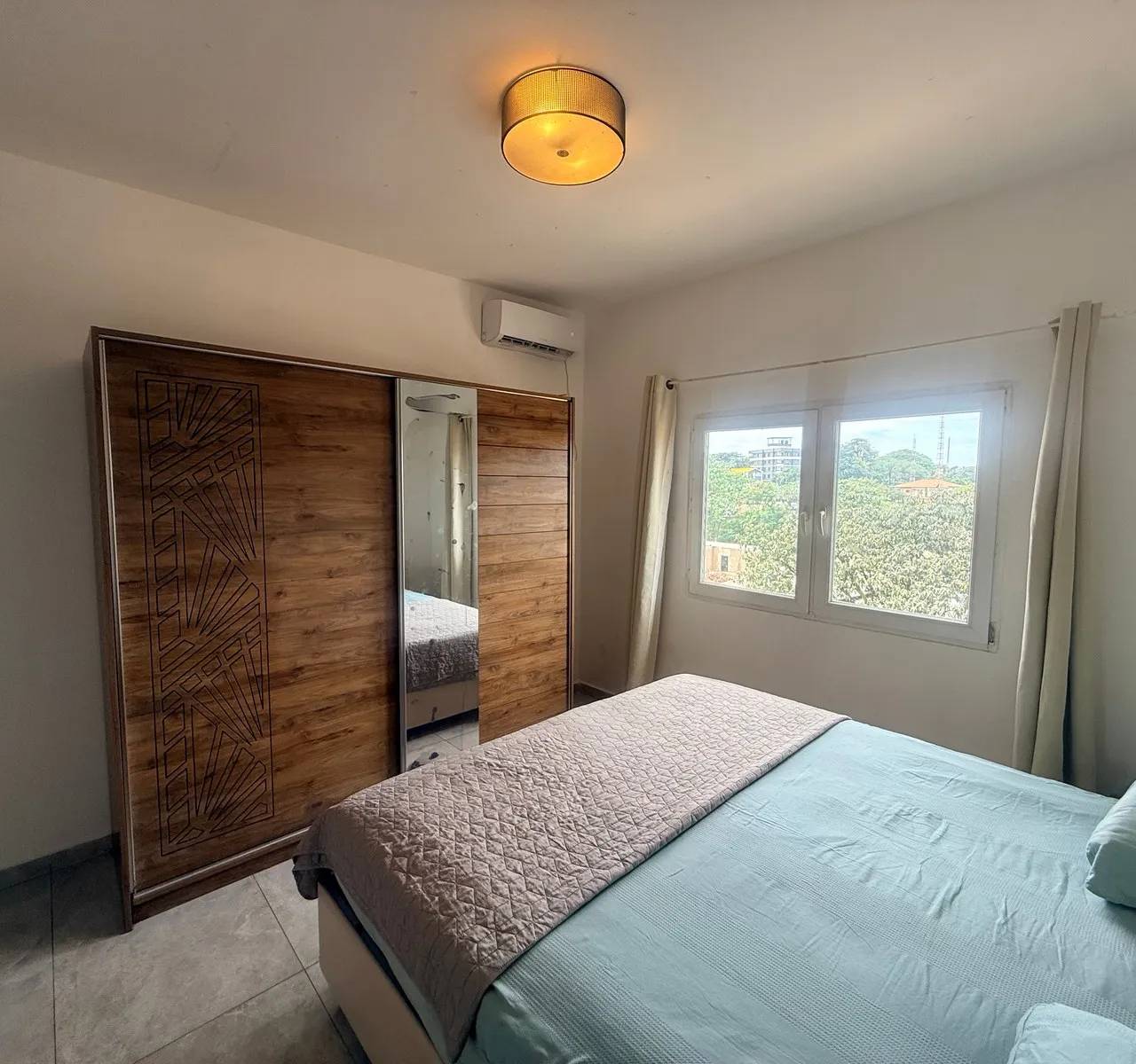 Chambre 2 — Appartement meublé à Minière, Conakry