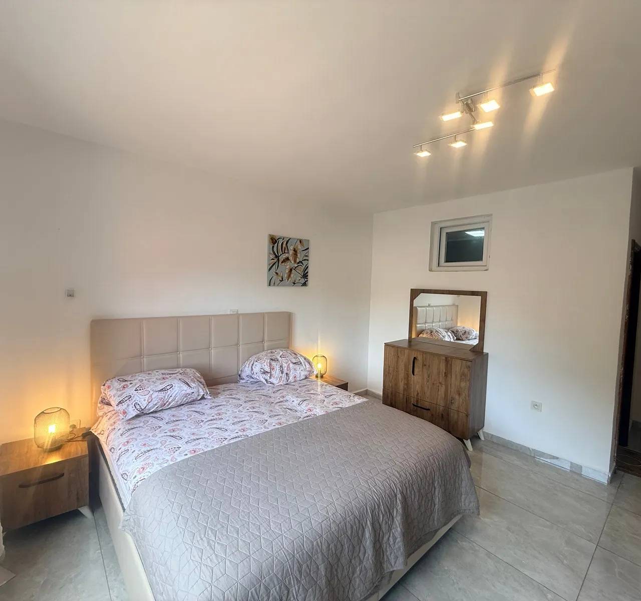 Bedroom 3 — Furnished apartment in Minière, Conakry