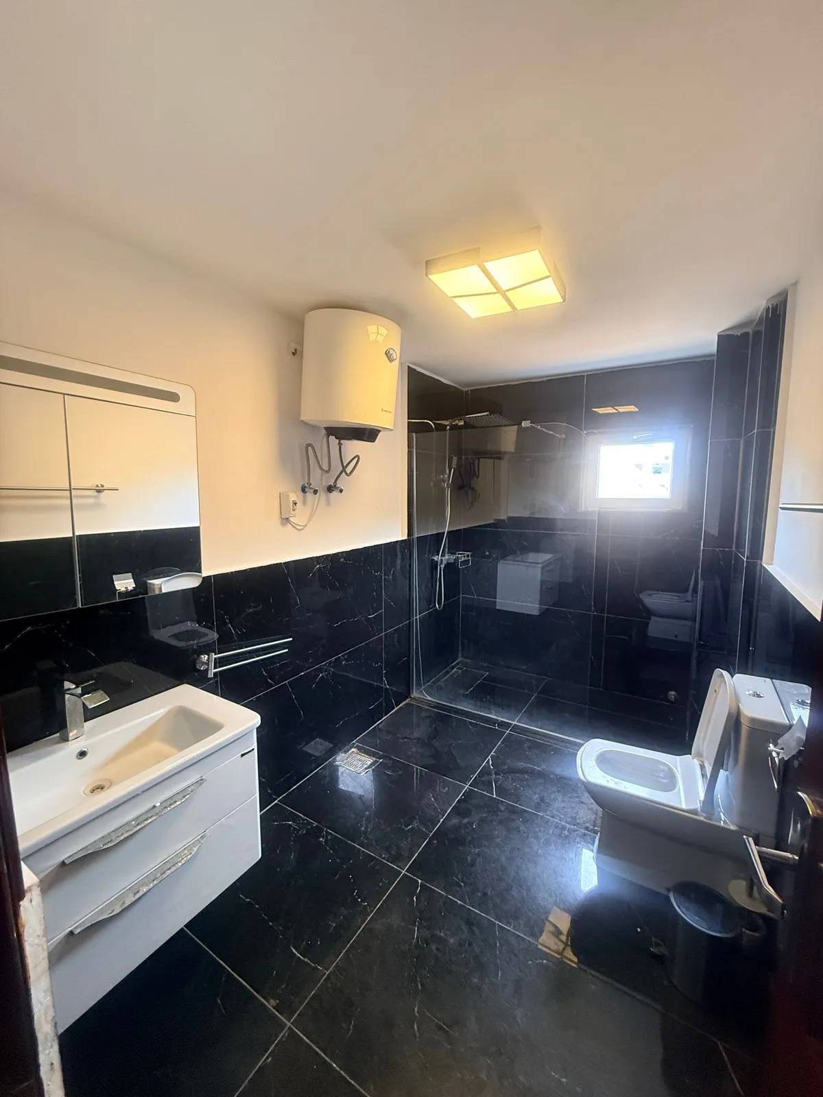 Bathroom 3 — Furnished apartment in Minière, Conakry