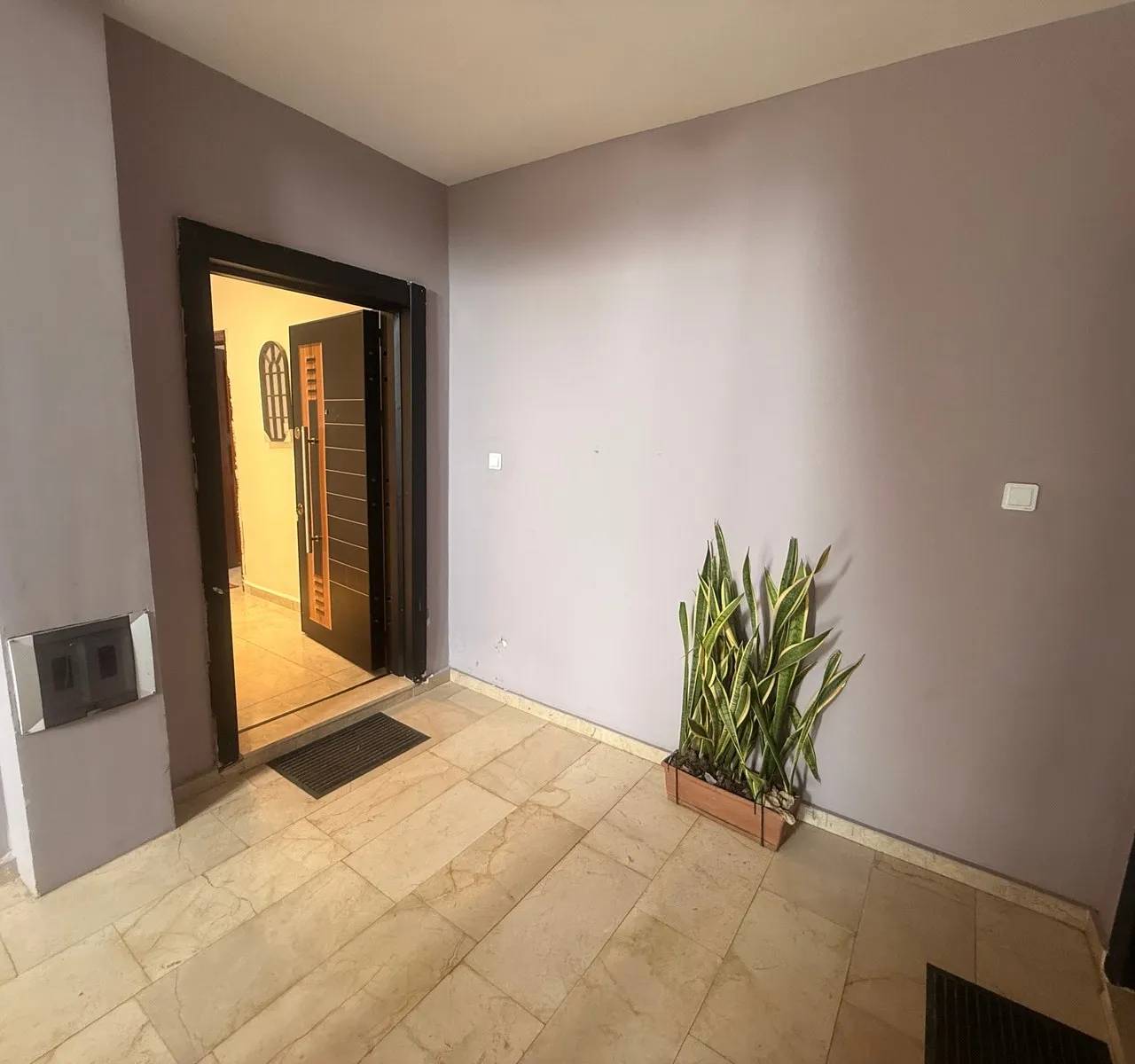 Building — Furnished apartment in Minière, Conakry