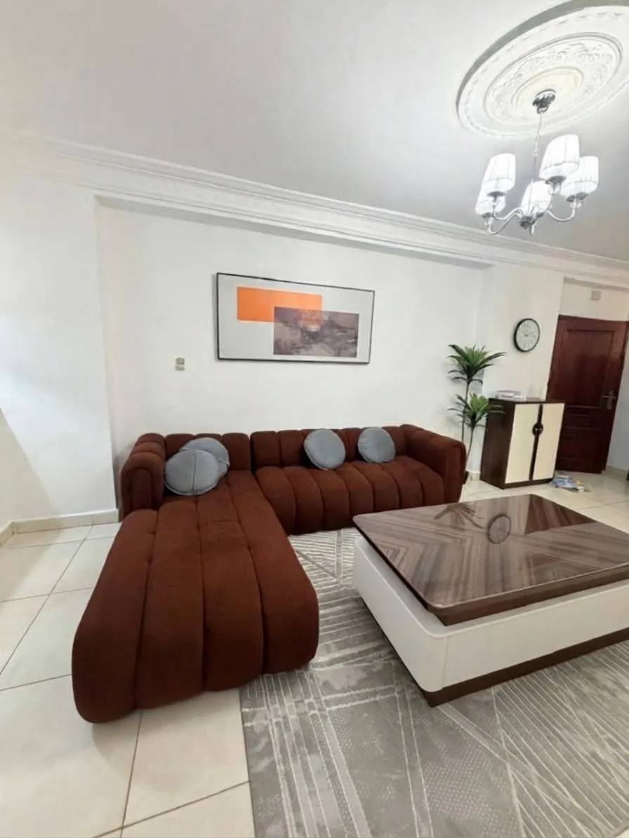 Salon — Appartement meublé à Camayenne, Conakry